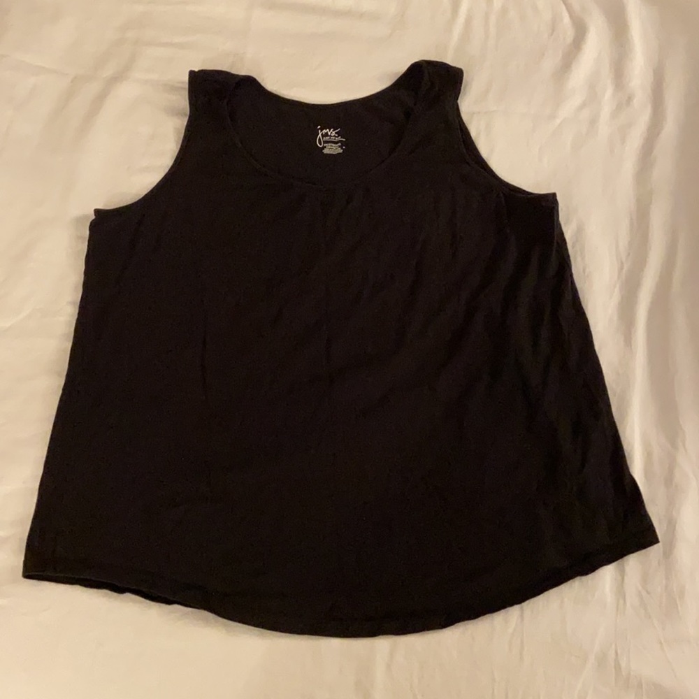 Flowy tank tops - Picture 2 of 9